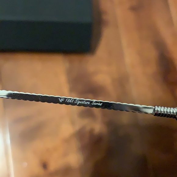 Vintage Frames - Picture 3 of 4